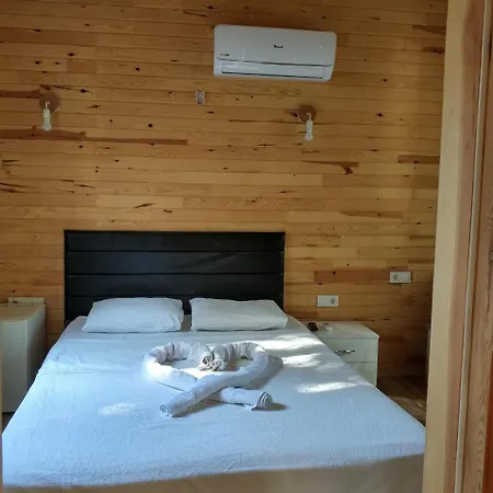 Fire Szálloda 3*
