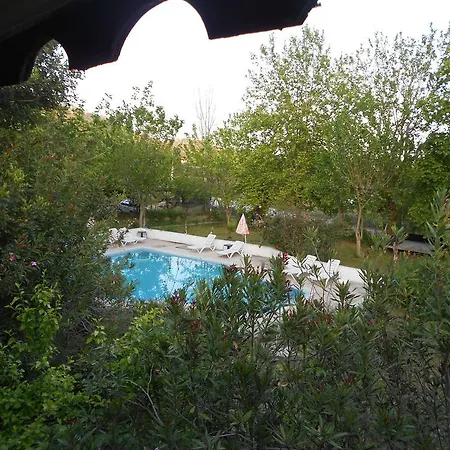 Fire Otel Çıralı